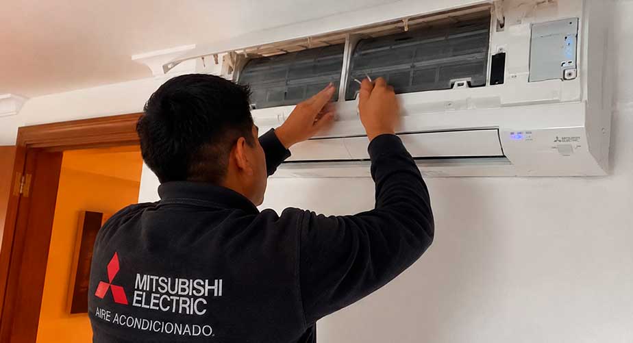 Técnico de aire acondicionado Mitsubishi Electric en Madrid Técnico de aire acondicionado Mitsubishi Electric en Madrid